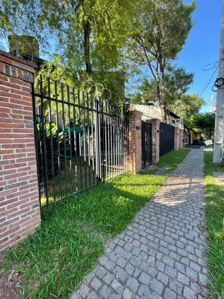 casa de 4 hab Barrio Las Lomas, Asunción, foto 5