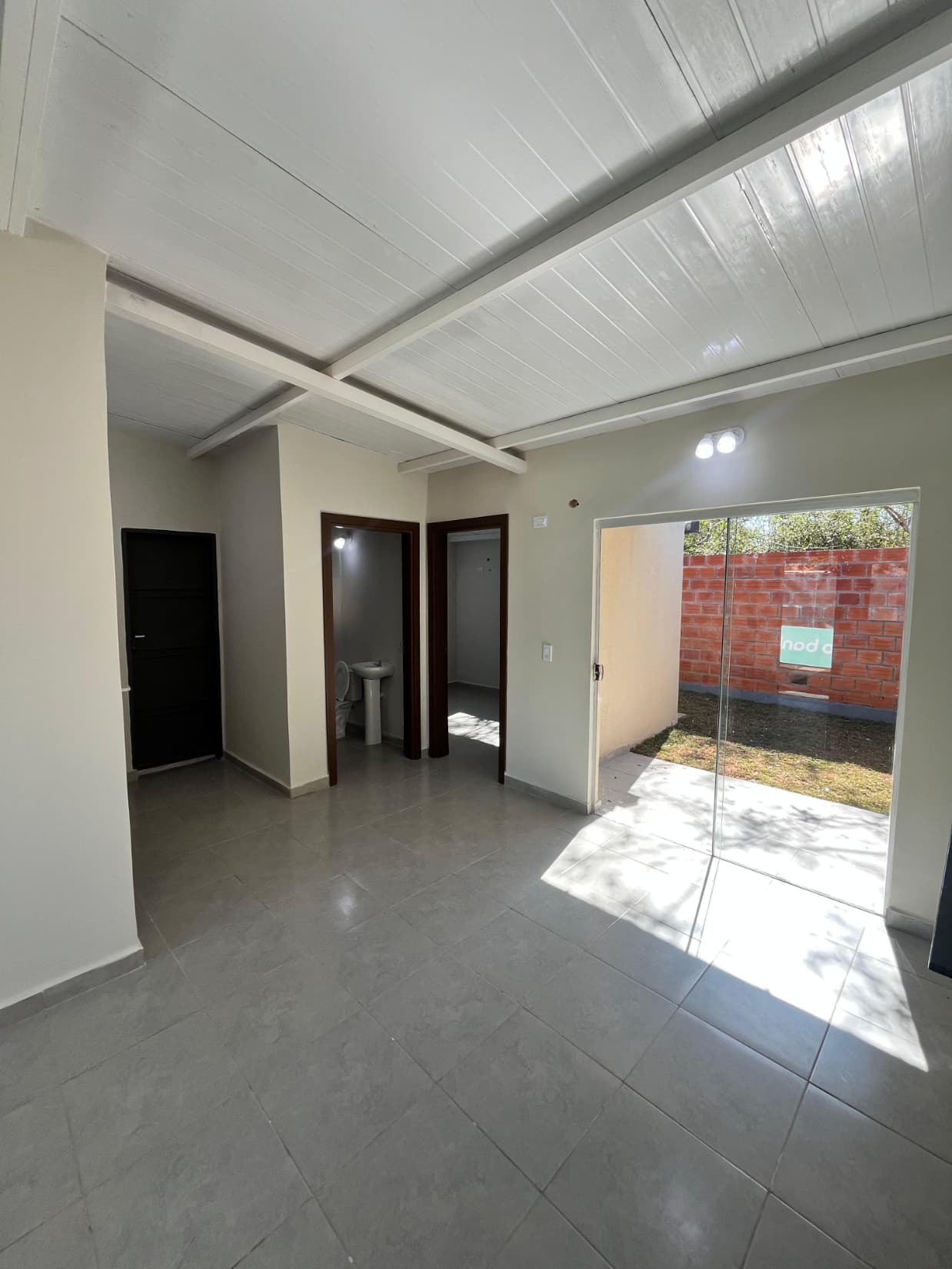 En Venta casas de 2 dormitorios en Luque, foto 2