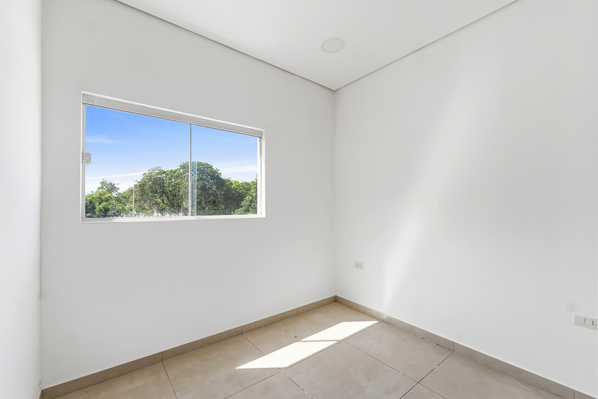 Duplex loma merlo Luque, foto 3