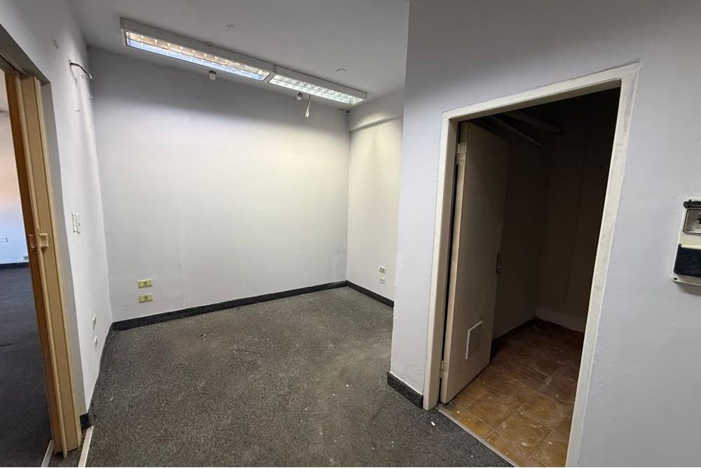 Local Comercial - Alquiler - San Lorenzo, Paraguay, foto 4