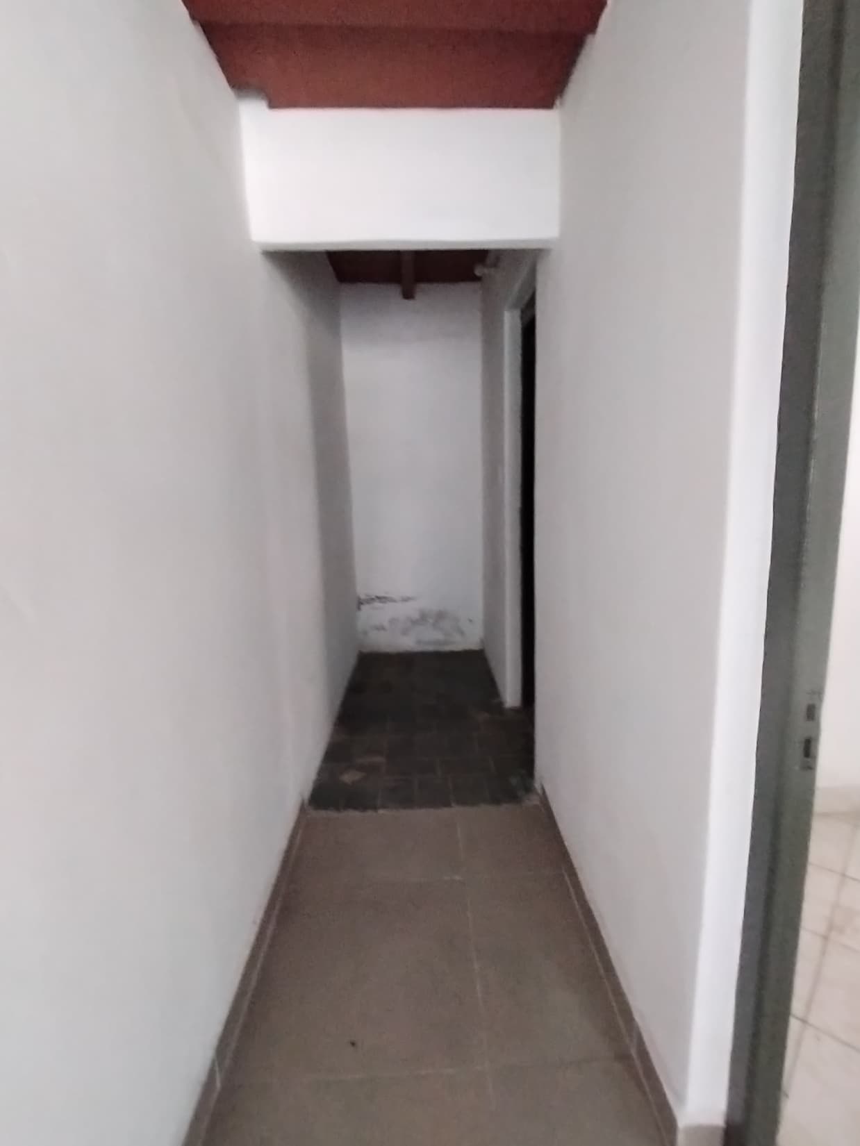 ???? Alquilo Salón Comercial/Oficina – Av. Carlos Antonio López — foto 3