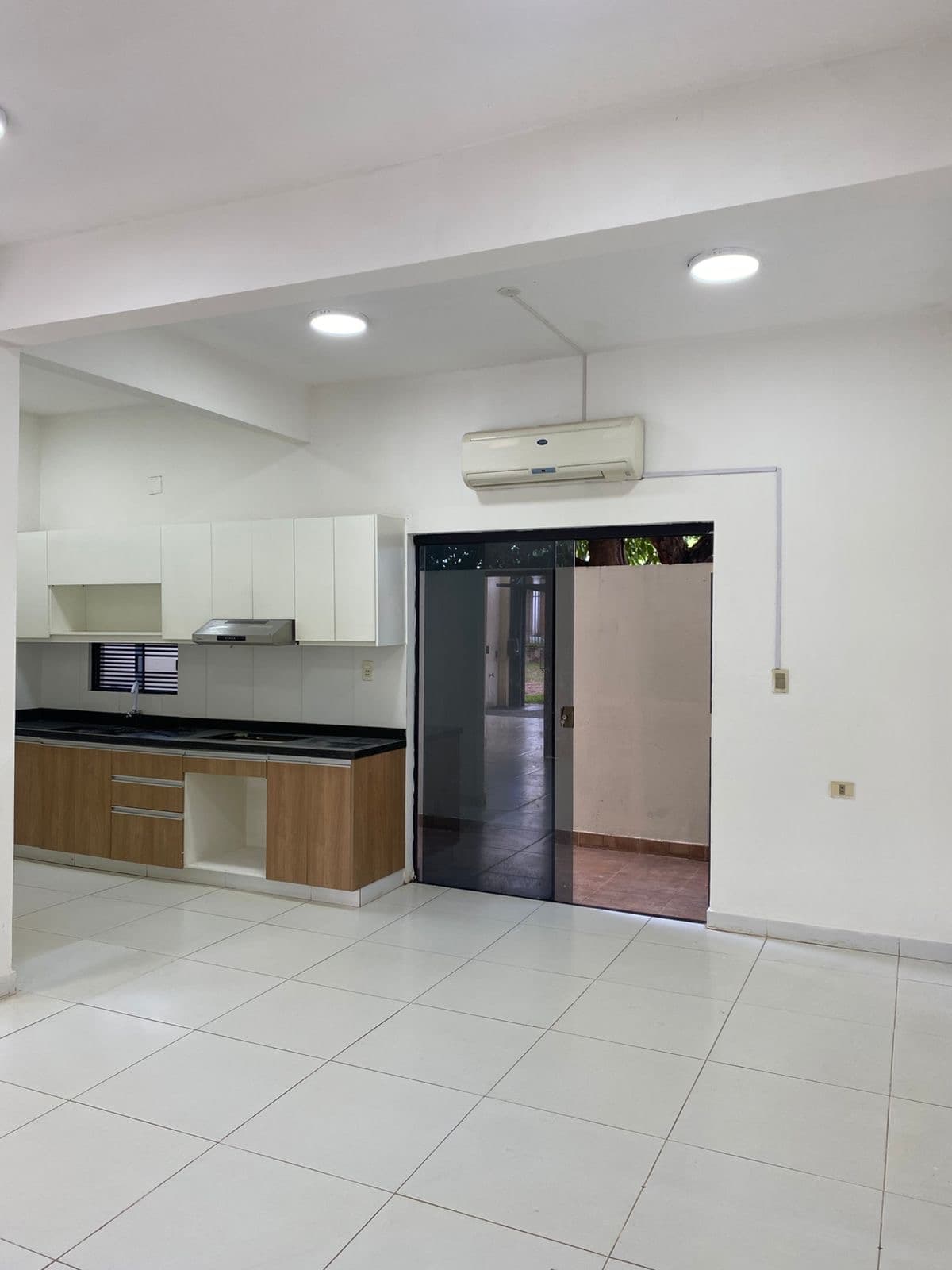 Duplex de 3 habitaciones en Villa Elisa — foto 2