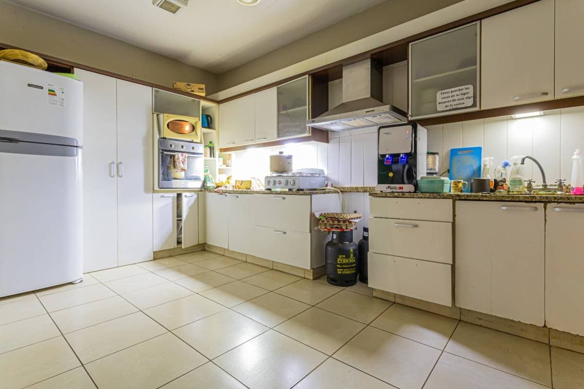 Moderna Casa en Venta zona Colegio Inmaculé Concepción - Recoleta, foto 5