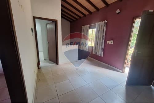 Hermosa casa en lambare, foto 5