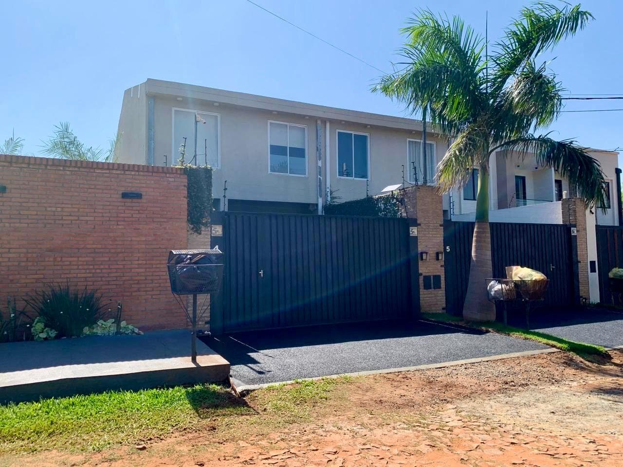Alugo lindo duplex mobiliado de 3 quartos em Luque, foto 2