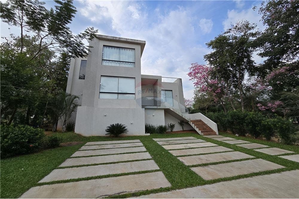 Casa minimalista en barrio cerrado sunset hills, foto 1