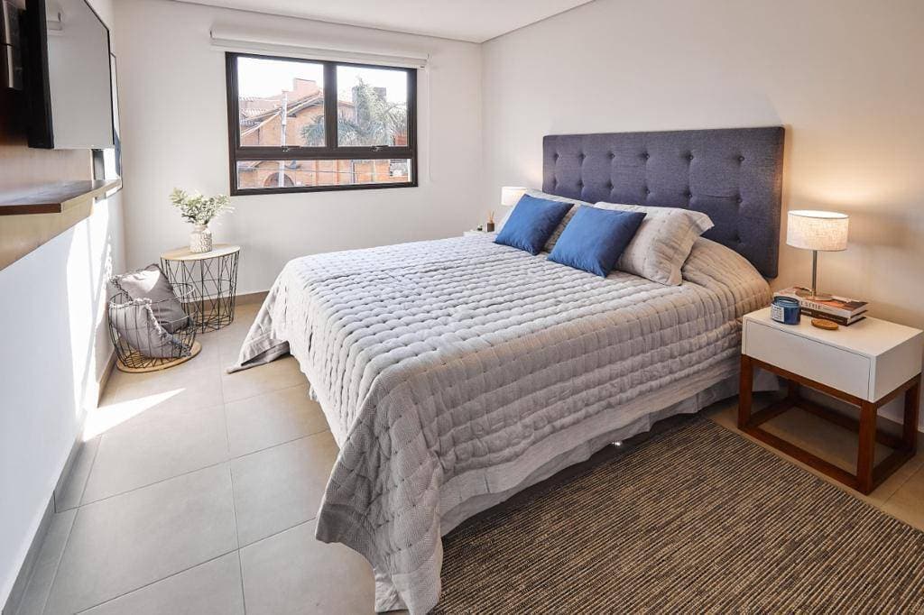 En venta departamento de 2 dormitorios en el Edificio Executive barrio Las Lomas