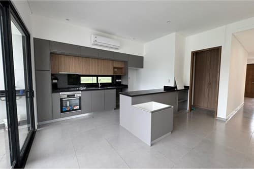 Casa En Alquiler En Surubi’I – 3 Dormitorios En Suite, Piscina, foto 2
