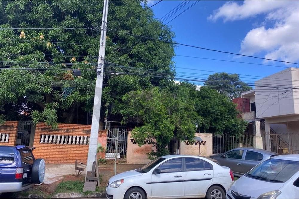 Terreno Sobre La Avda. Pitiantuta A La Venta