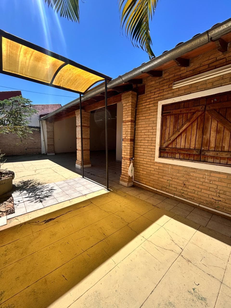 Casa de una planta en lambare, foto 4