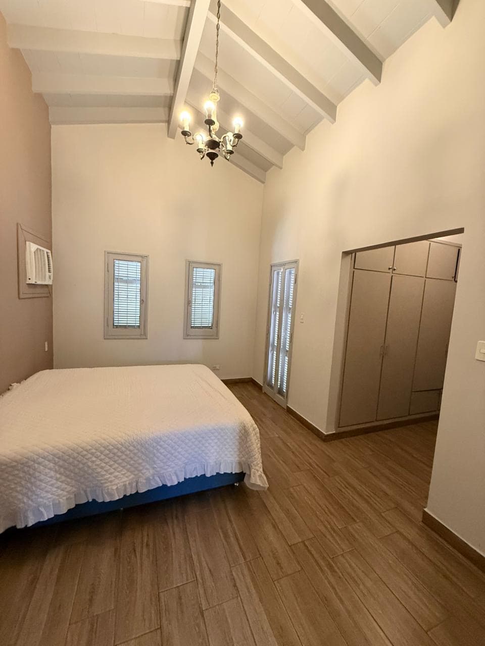amplia casa para vivienda o oficina en Villa Morra Recoleta, foto 2