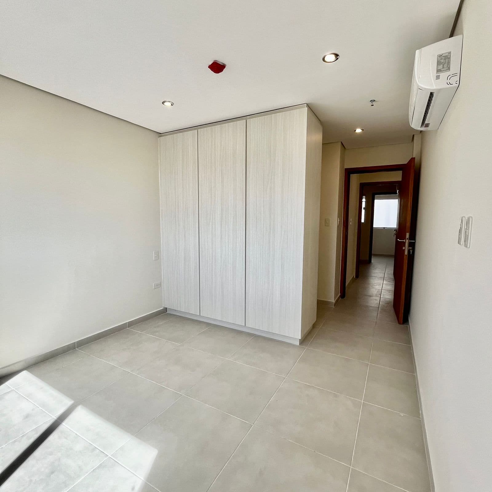 Departamento de 3 hab en barrio Jara, foto 2