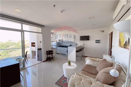 Dpto 1 dorm. Amoblado con cochera y baulera — foto 5