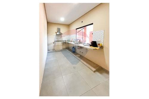 Casa-Venta-PY Central Luque Loma Merlo, foto 4