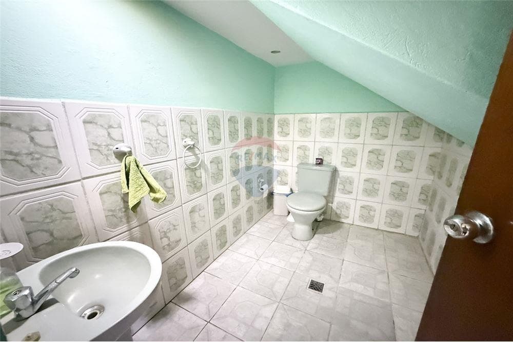 Casa en esquina – barrio san antonio - Lambaré, foto 5
