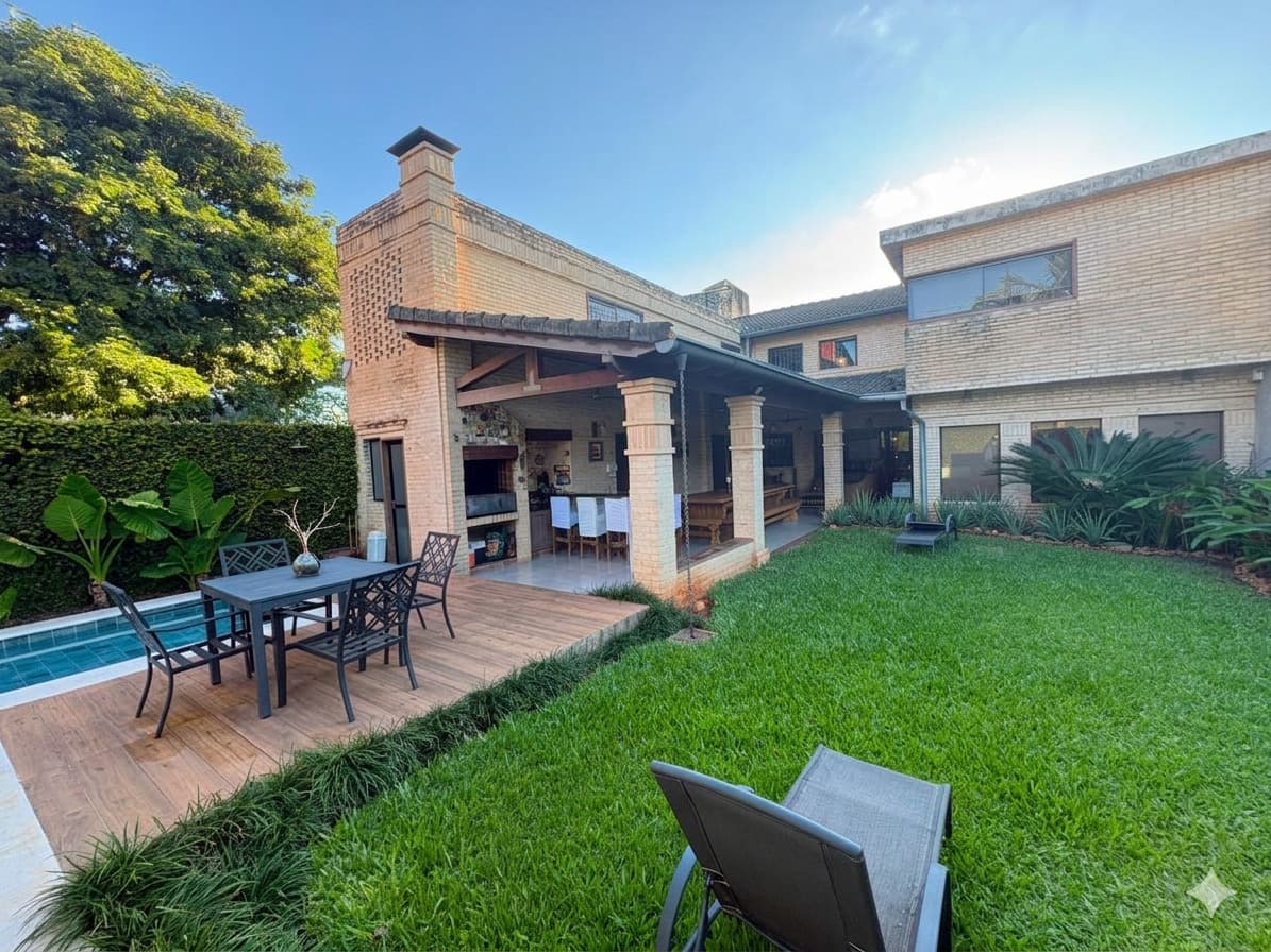 Casa en venta, Luque, Loma Merlo
