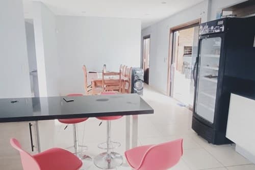 Casa en Lambaré zona supermercado el pueblo!! — foto 5