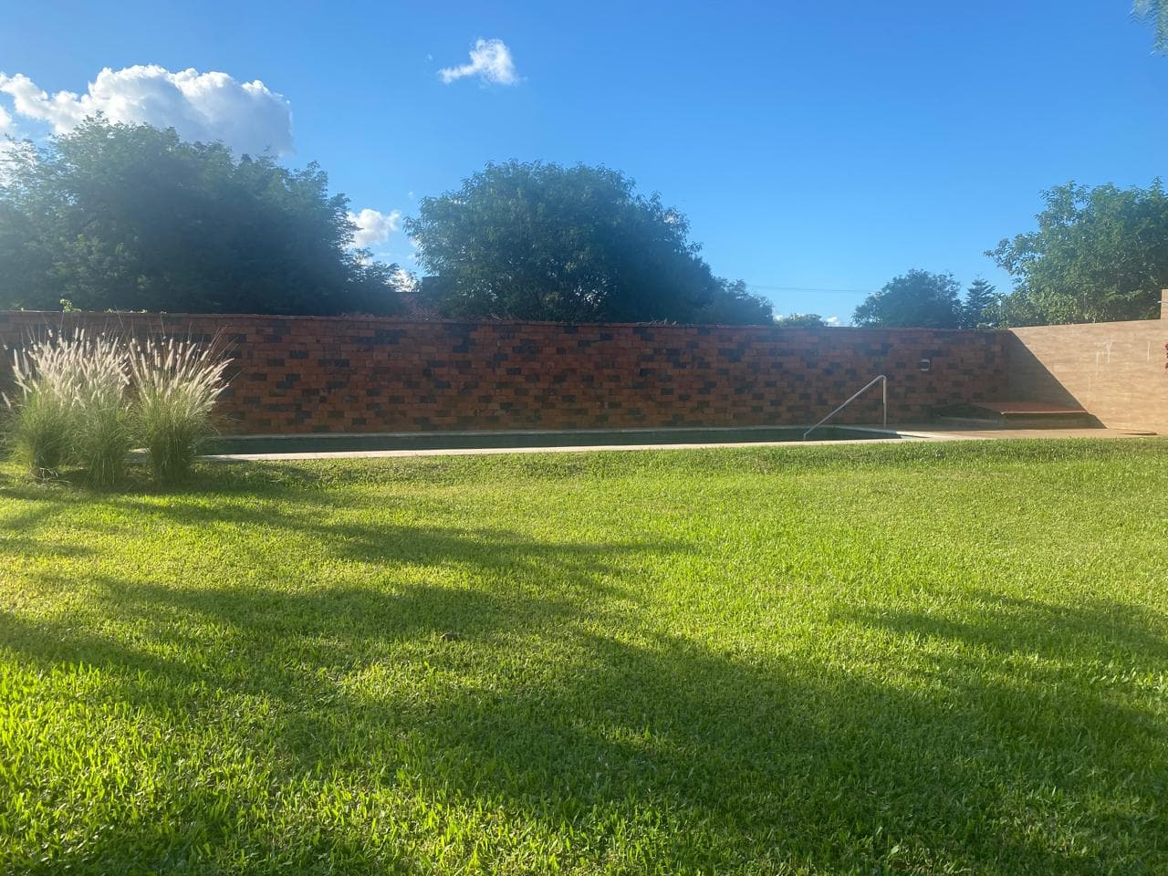 Casa en Alquiler, toda en planta baja, de 3 hab, Surubi'í — foto 2