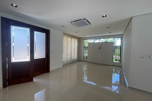 Hermosa casa en lambare, foto 4