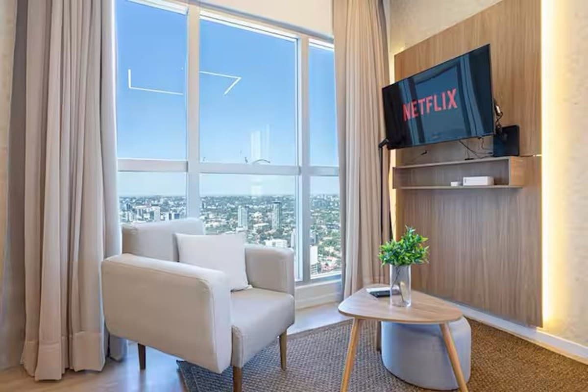 Departamento-alquiler-avenida Molas Lopez, Las Lomas (Carmelitas), Asunción