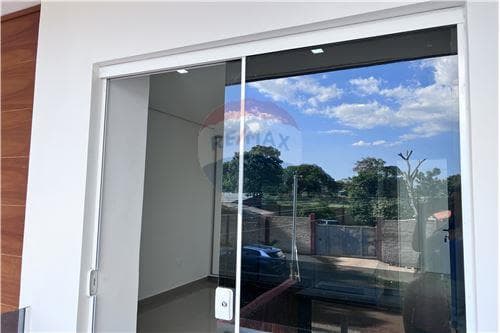 Duplex-Venta-PY Central Luque COD.134, foto 3