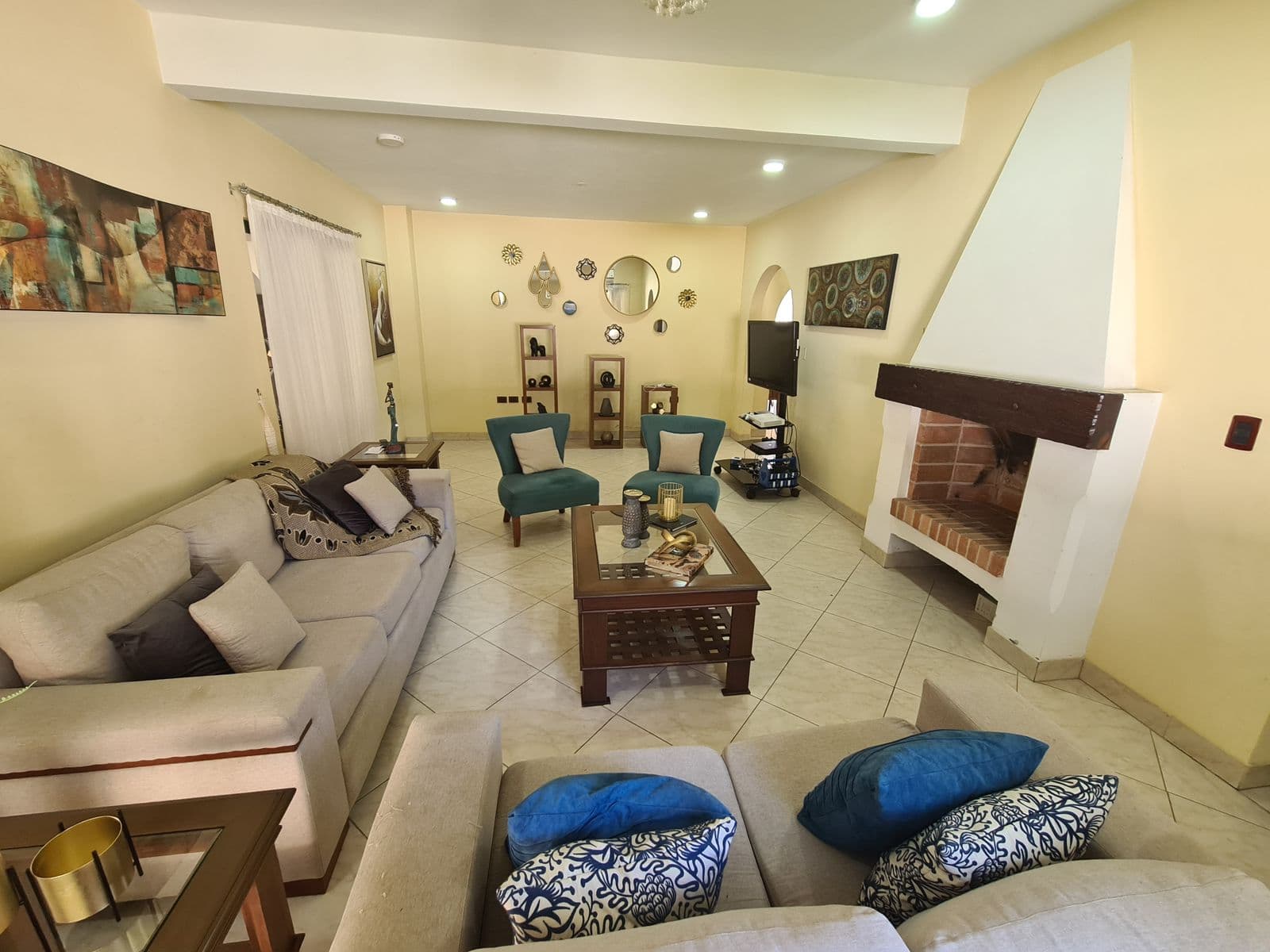 de Residencia en Lambare (A 1 cuadra de Rca Argentina) — foto 4