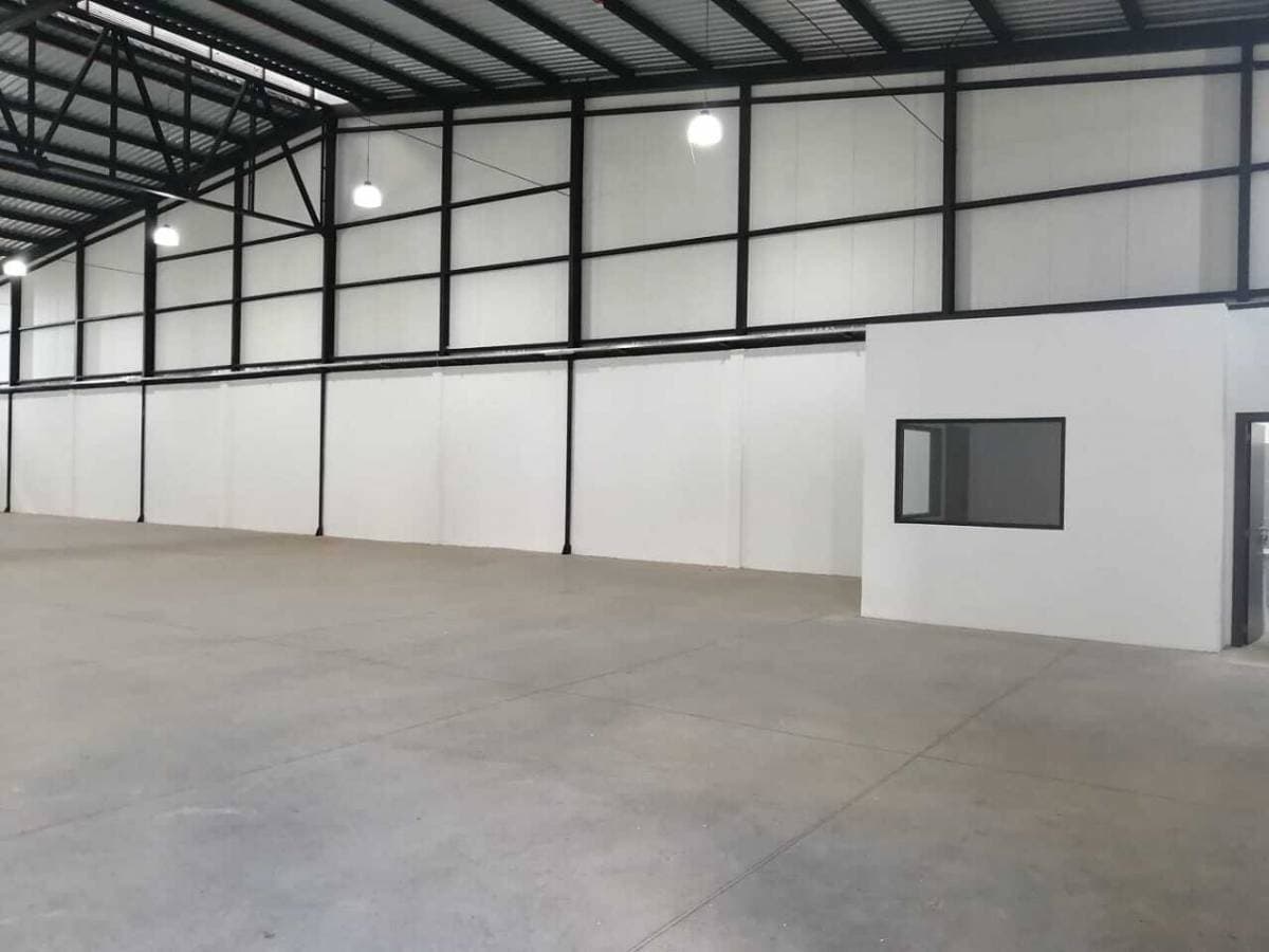 Alquilo depositos en complejo logistico