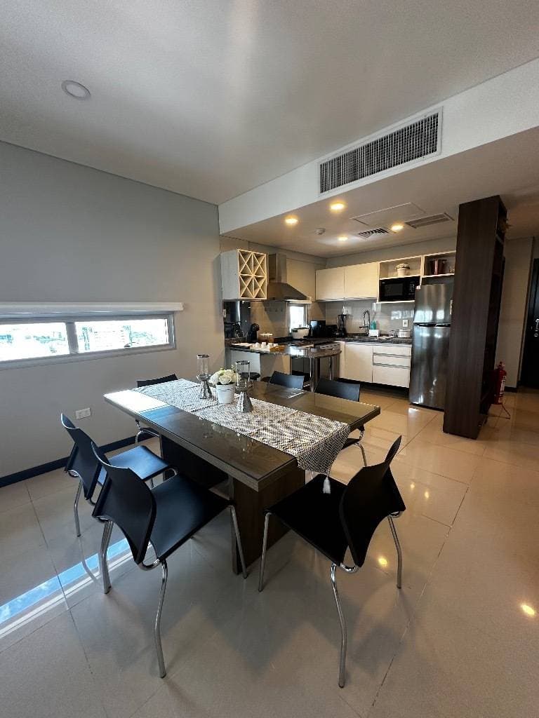 Departamento amoblado en edificio miami Villa Morra, foto 4