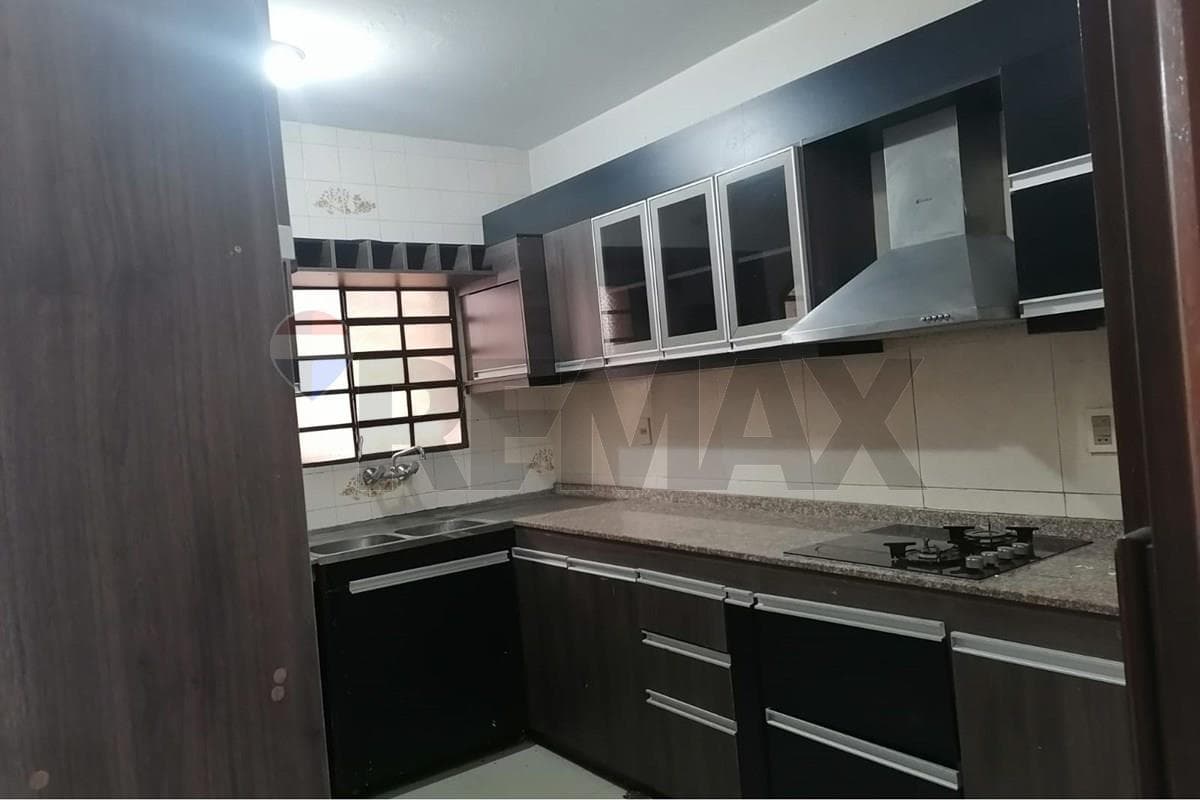 Casa en Alquiler para Oficina o Vivienda, foto 2
