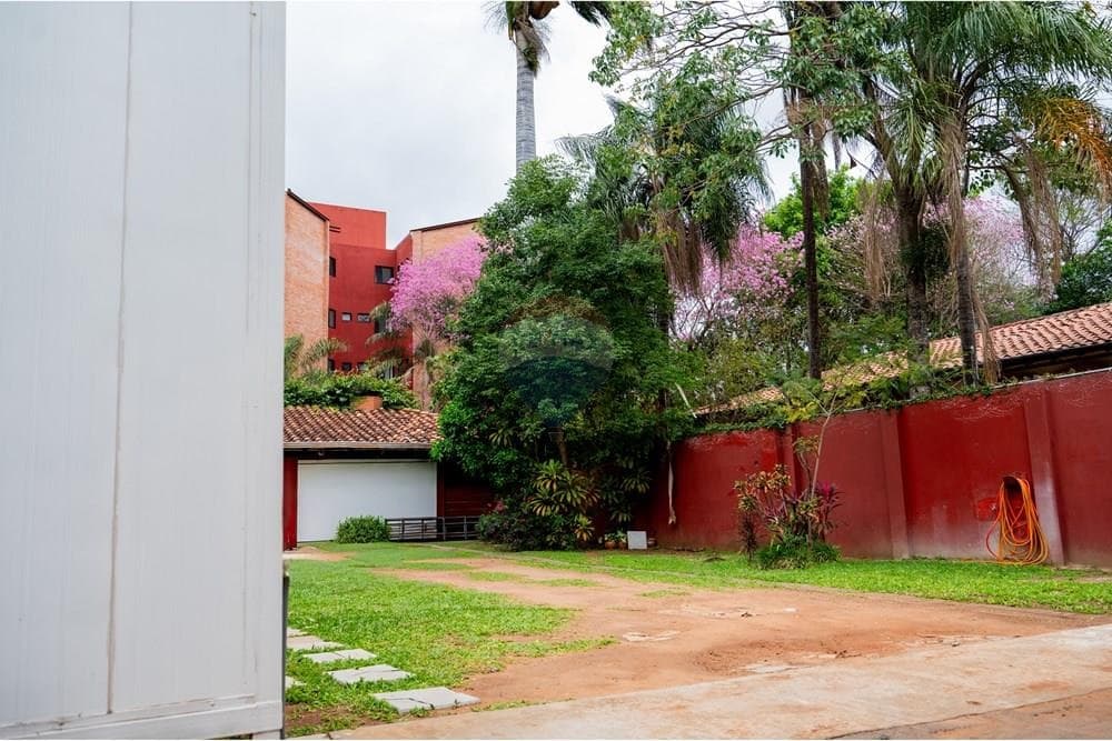 Santísima Trinidad: terreno premium sobre avenida, foto 4