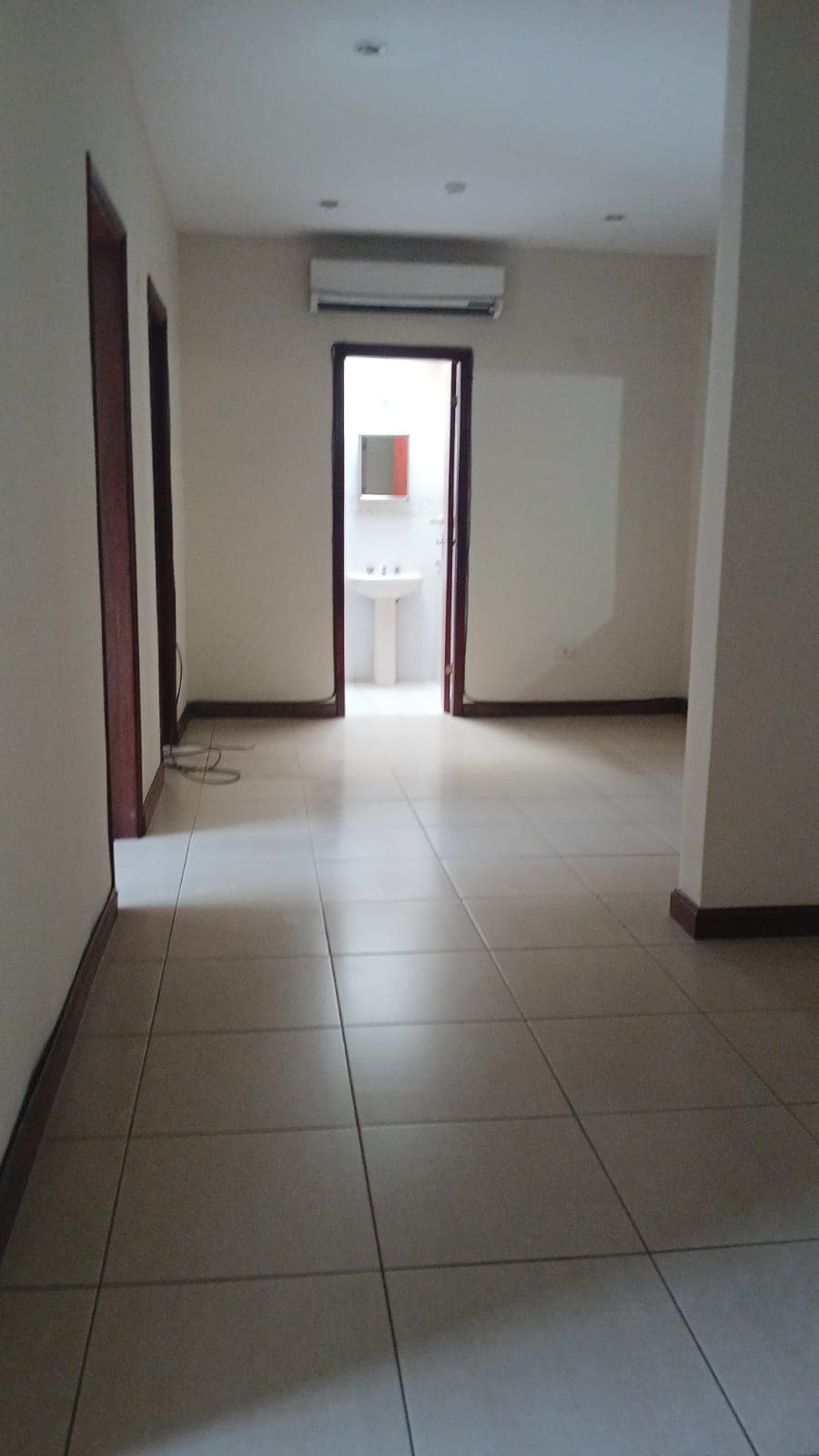 ALQUILO DEPARTAMENTO Kubitchek a pasos del ex seminario