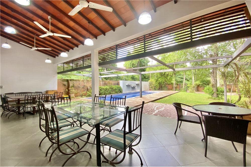 Oferta casa en San ber con gran patio, foto 2
