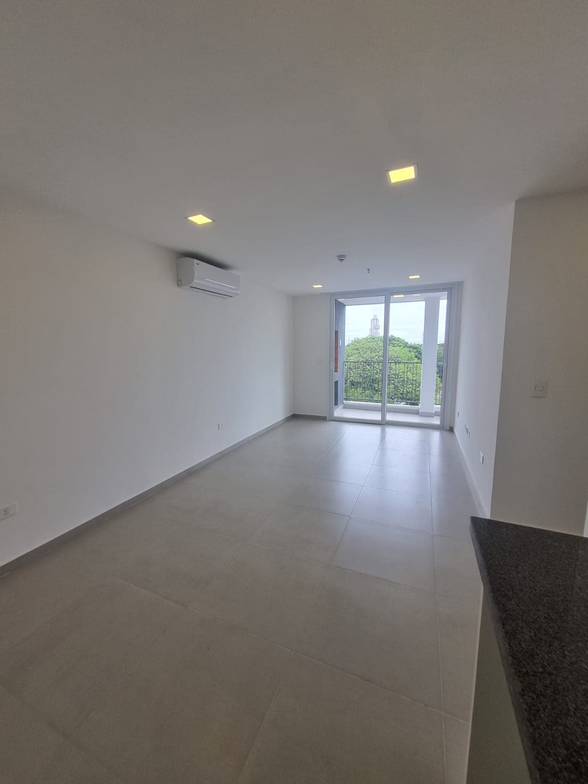 Departamento de 1 dormitorio con cochera en barrio Herrera, foto 3