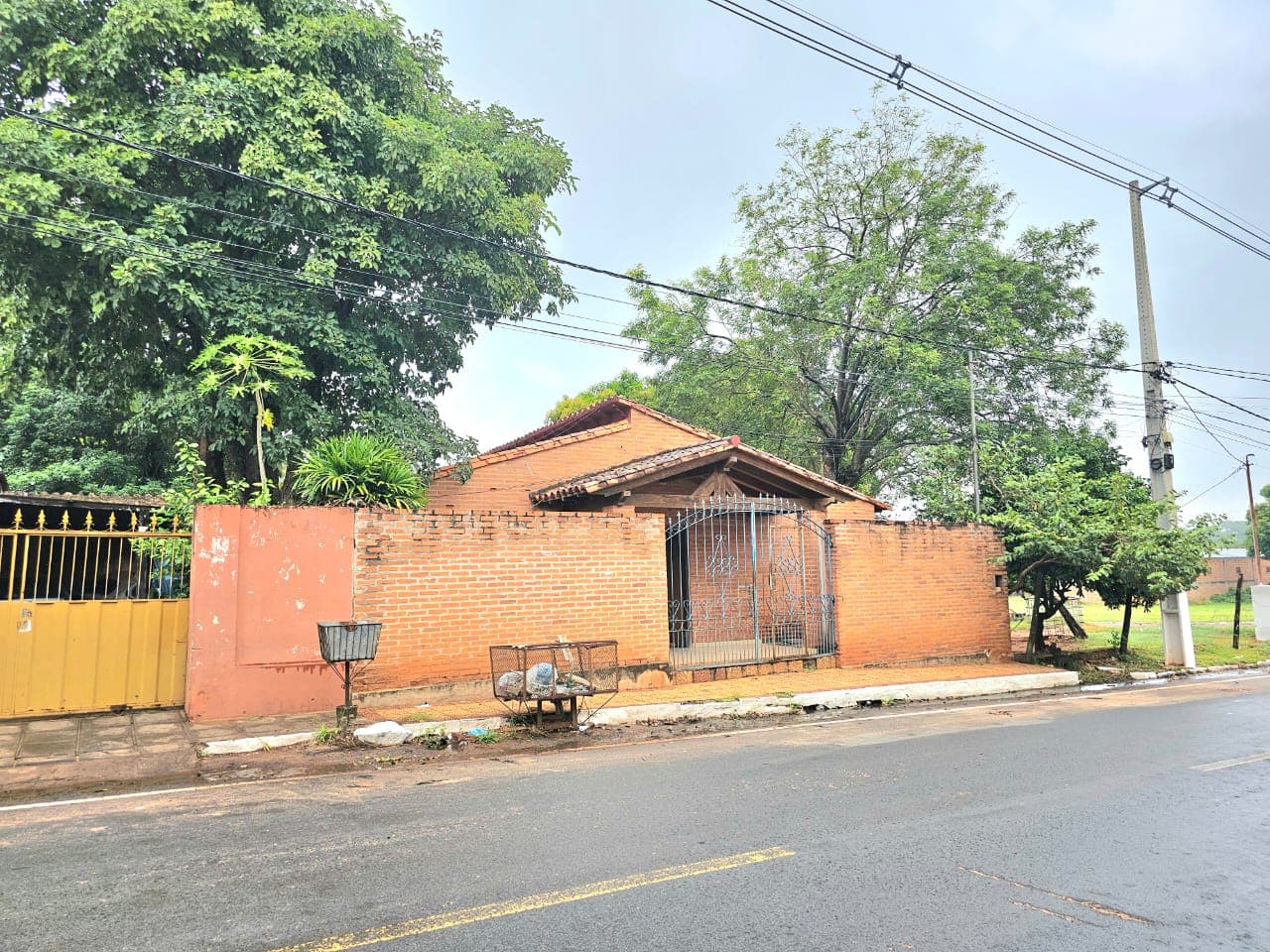 Venta Complejo De Habitaciones - San Lorenzo (zona Una)