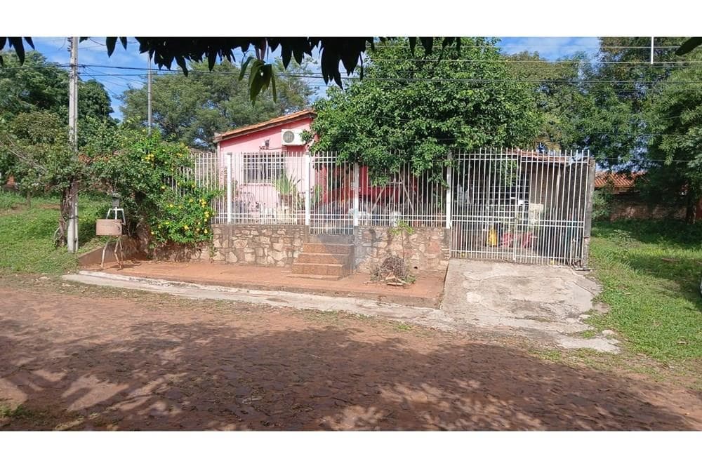 Casa - Venta - San Lorenzo, Paraguay
