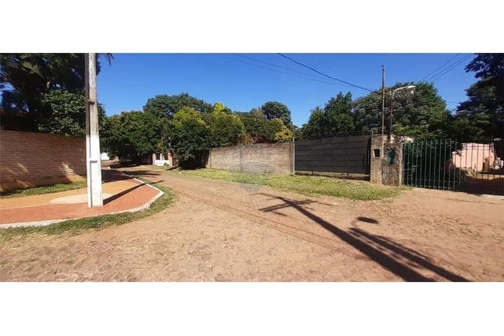 Vendo terreno amurallado en villa olimpia