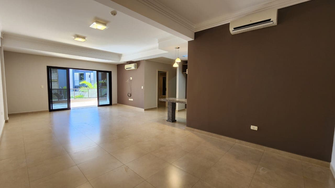 Amplio departamento parana country club — foto 3