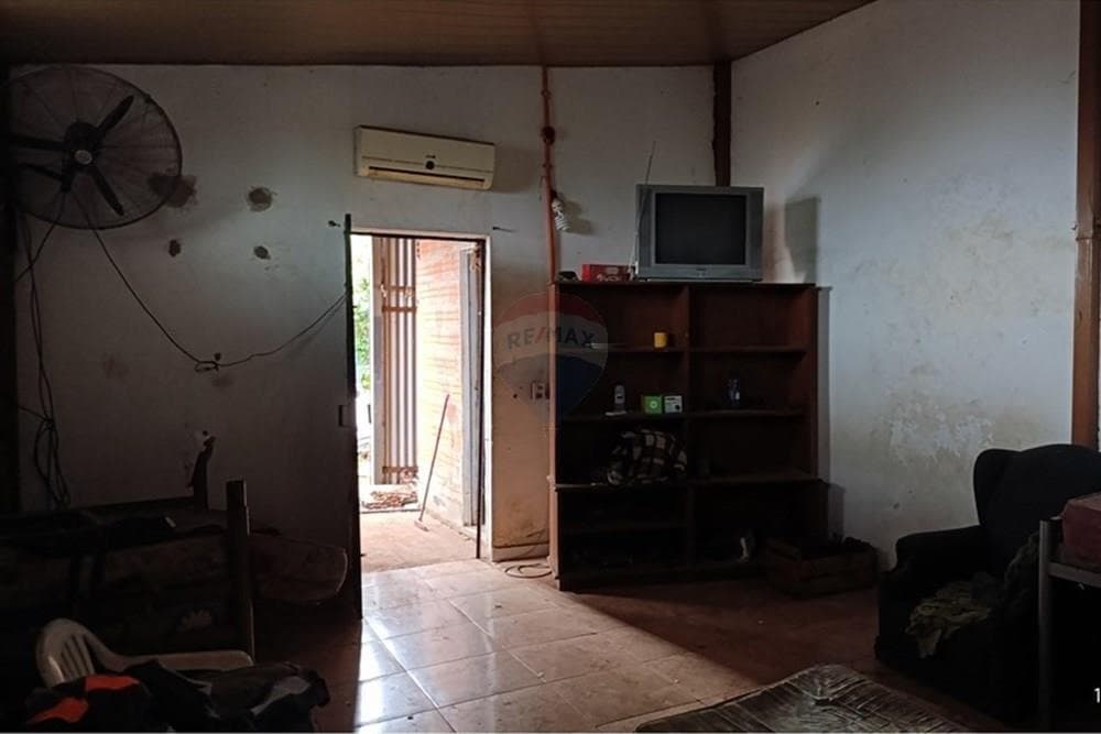 Terreno con tinglado en capiata zona aratiri, foto 3