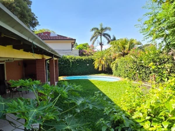 Casa exclusiva en Los Laureles 483m2, foto 2