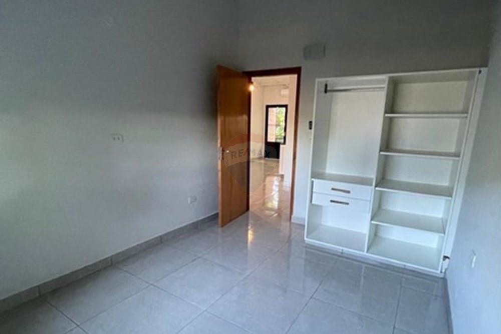 Departamento en Alquiler – Loma Merlo, Luque, foto 3