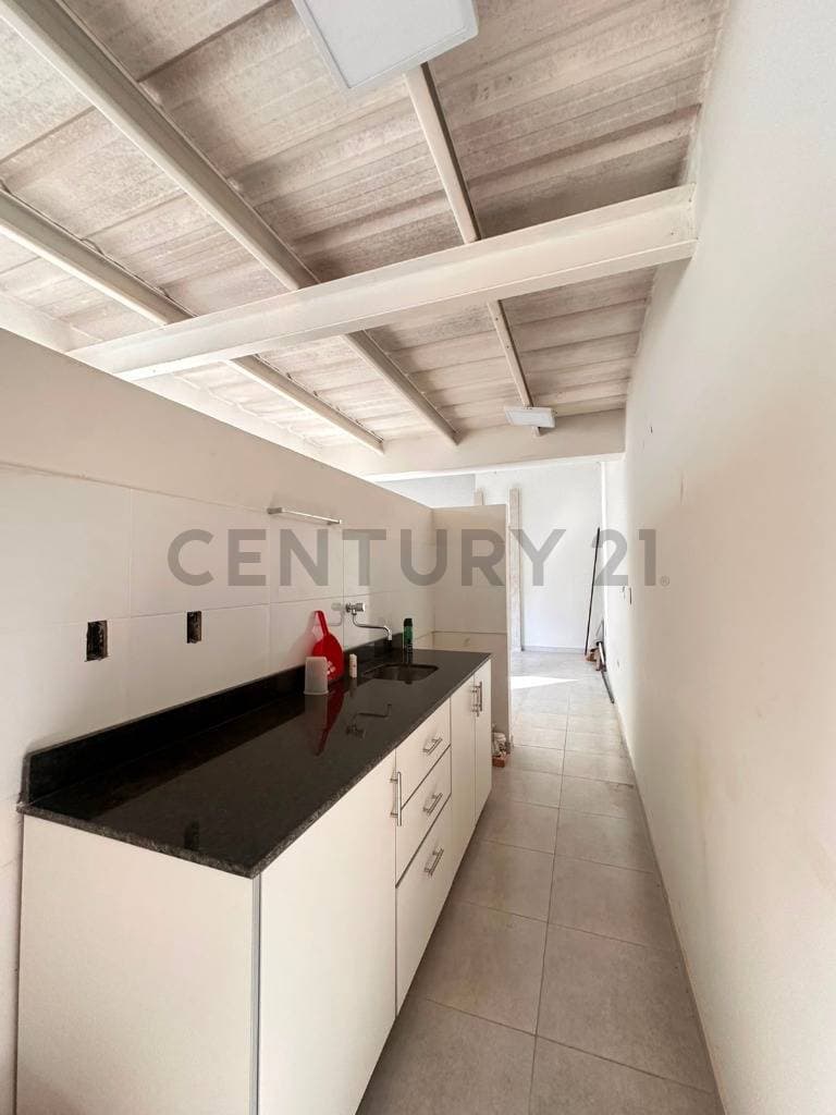 En venta - hermoso duplex en Luque, foto 5