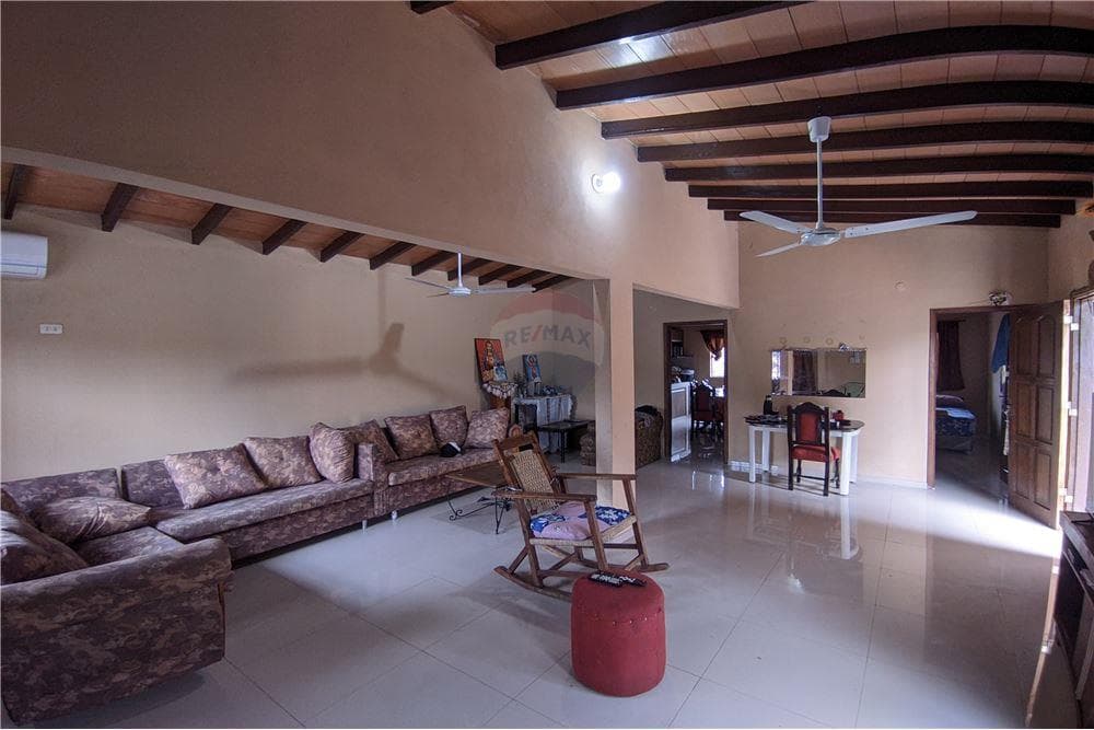 Venda Casa con Salón Comercial en Villa Elisa, foto 2