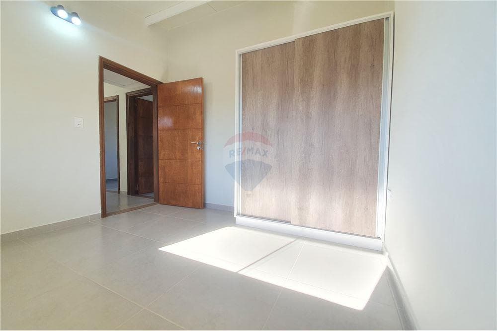 Amplio dúplex a estrenar en laurelty, Luque, foto 5