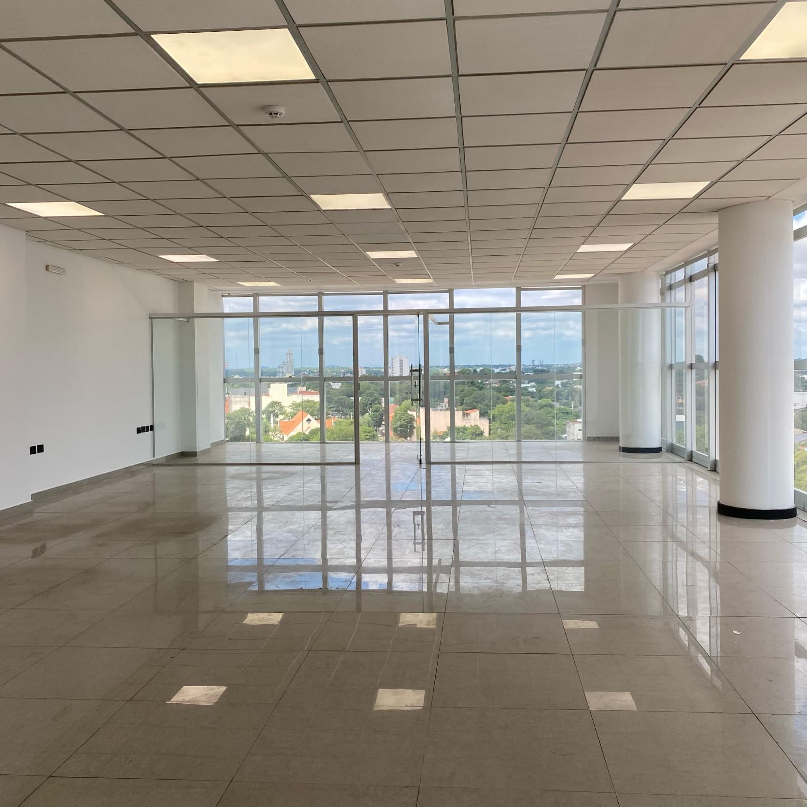 Oficina Corporativa en SKY CENTER — foto 2