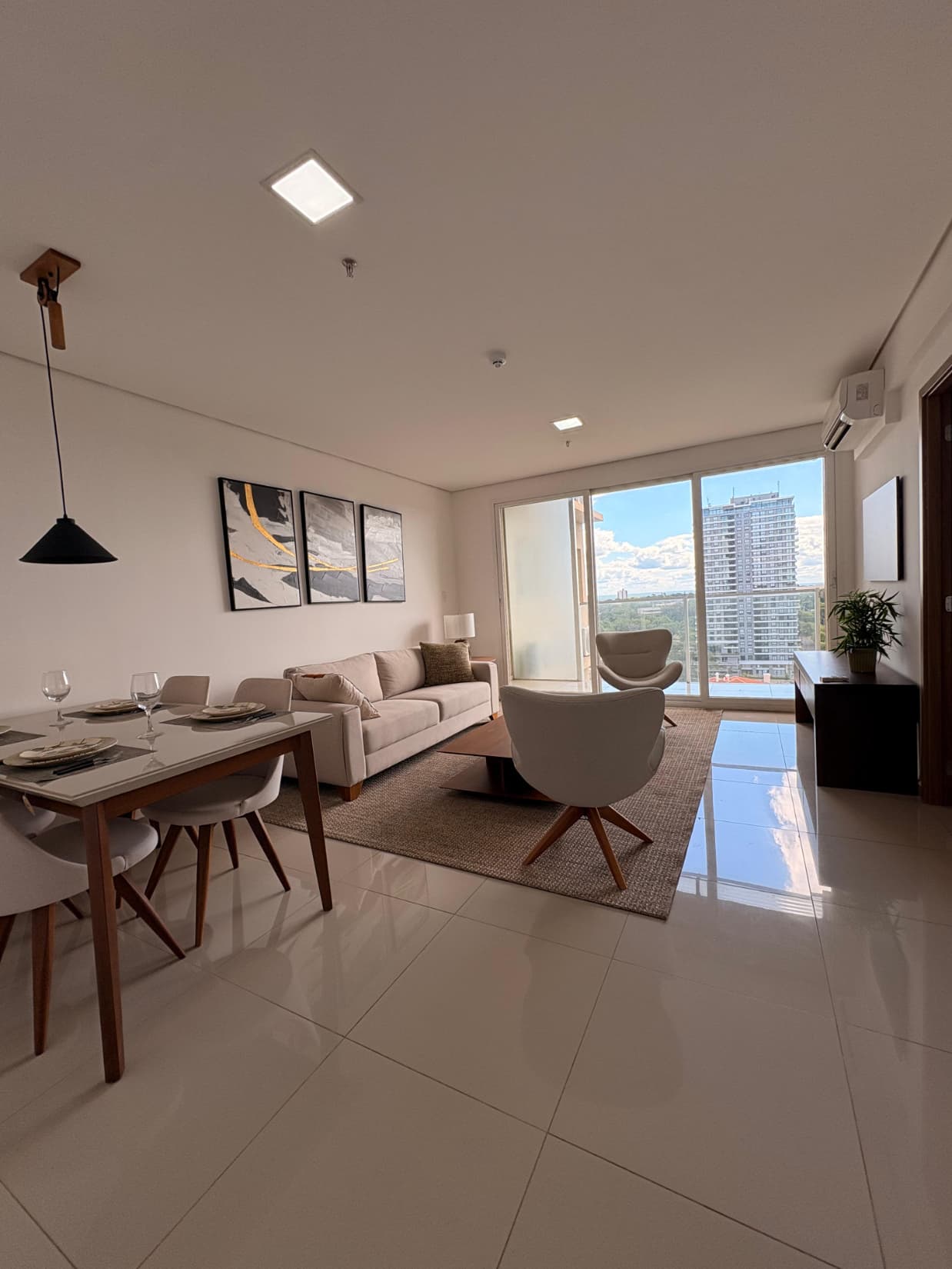 Santísima Trinidad, en alquiler, amplio depto de 1 dormitorio, foto 1