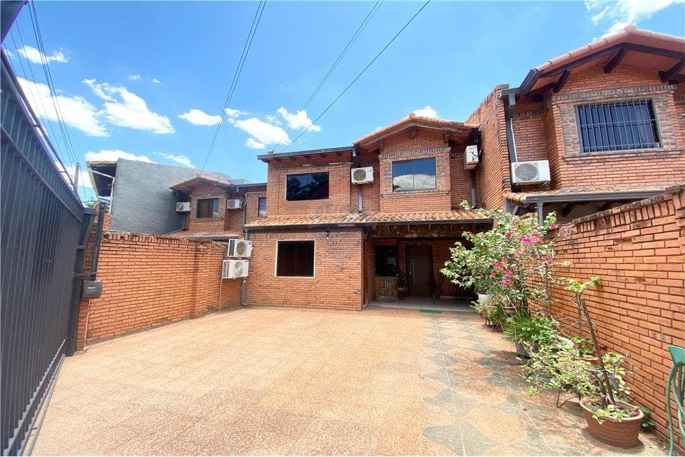 En venta Dúplex en Fdo de la Mora Zona Norte, foto 2