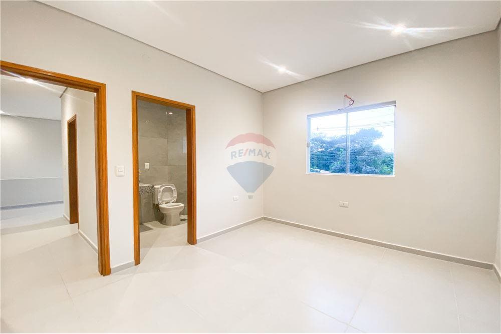 En venta duplex con patio zona super 6 laurelty, foto 5