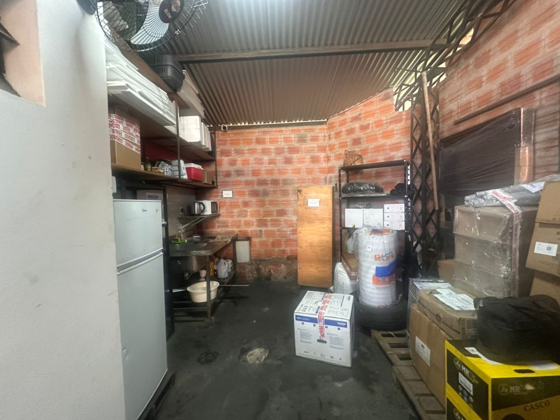 Alquilo local comercial en asuncion villa aurelia