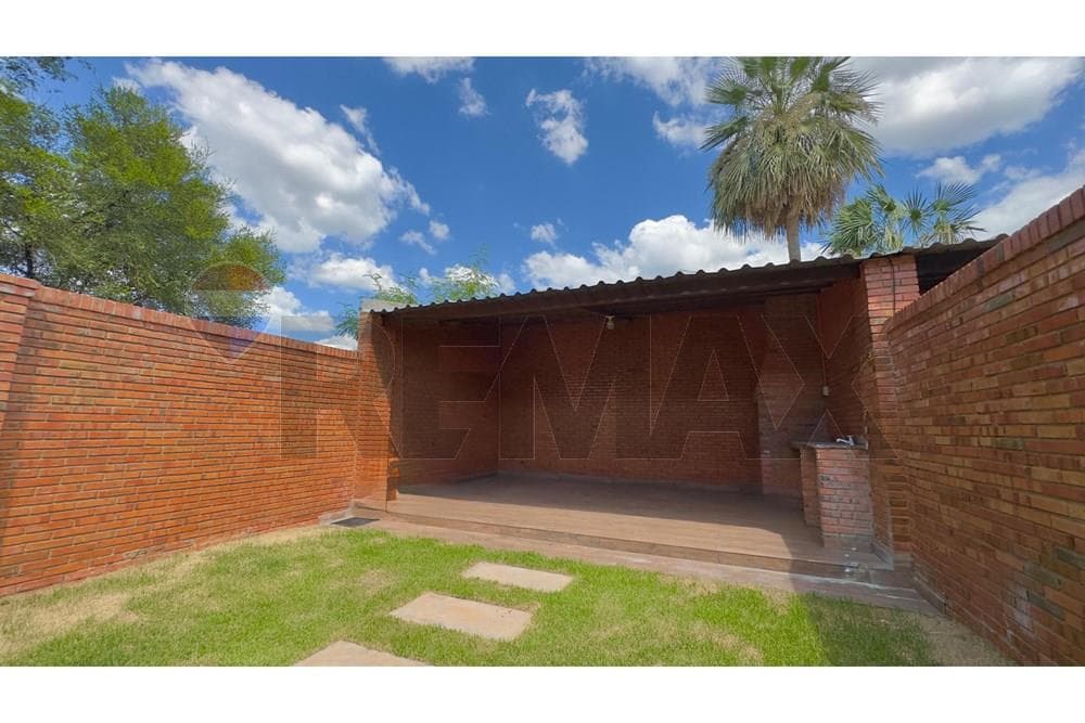 Chalet - Alquiler - Limpio, Paraguay — foto 5