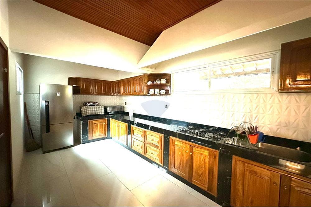Amplia Casa Para Oficina/Vivienda.Ycua Saty, foto 5